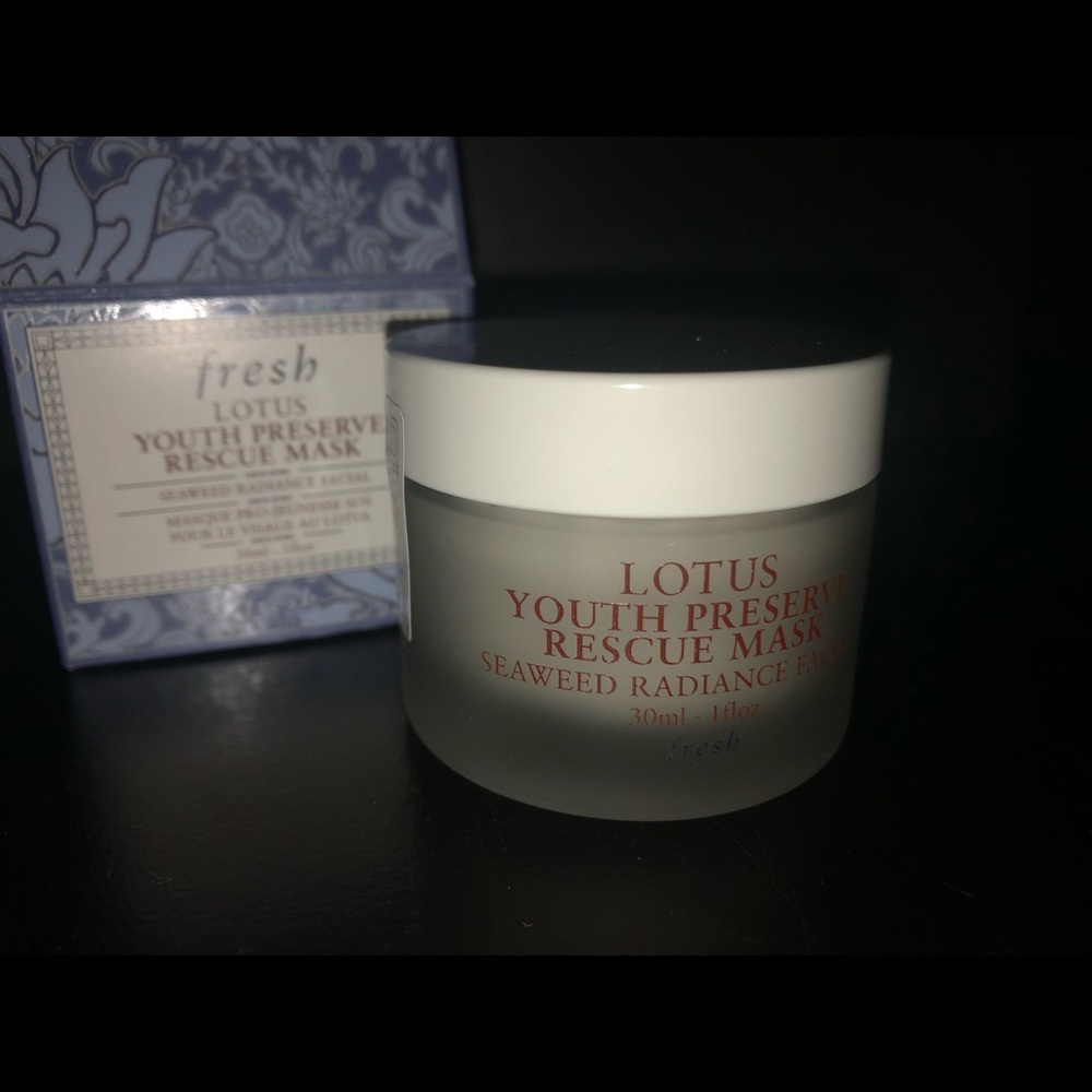 Fresh lotus youth preserve